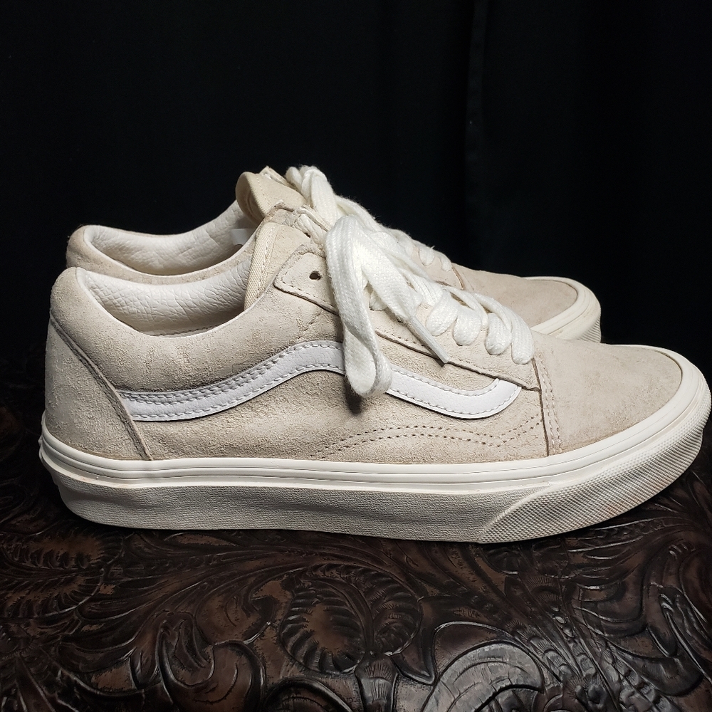Vans Old Skool Suede Leather in Sandshell - 8 Women's or 6.5 Men's